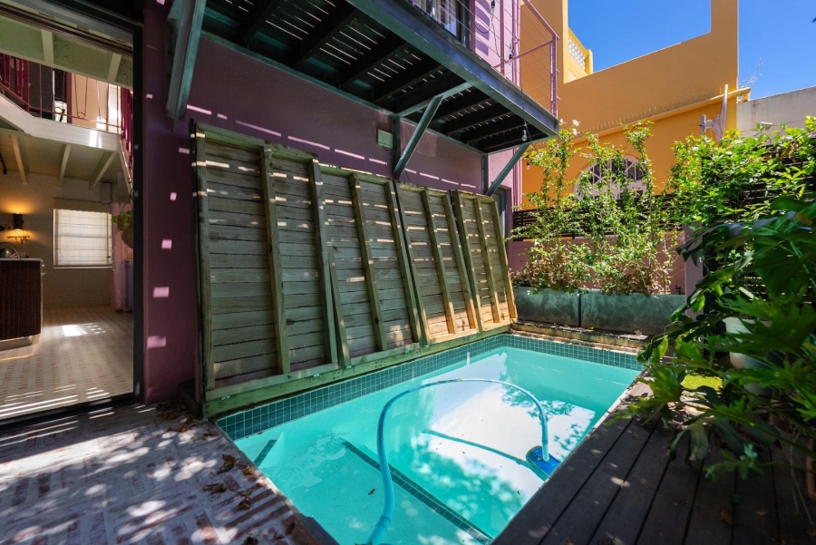 2 Bedroom Property for Sale in De Waterkant Western Cape